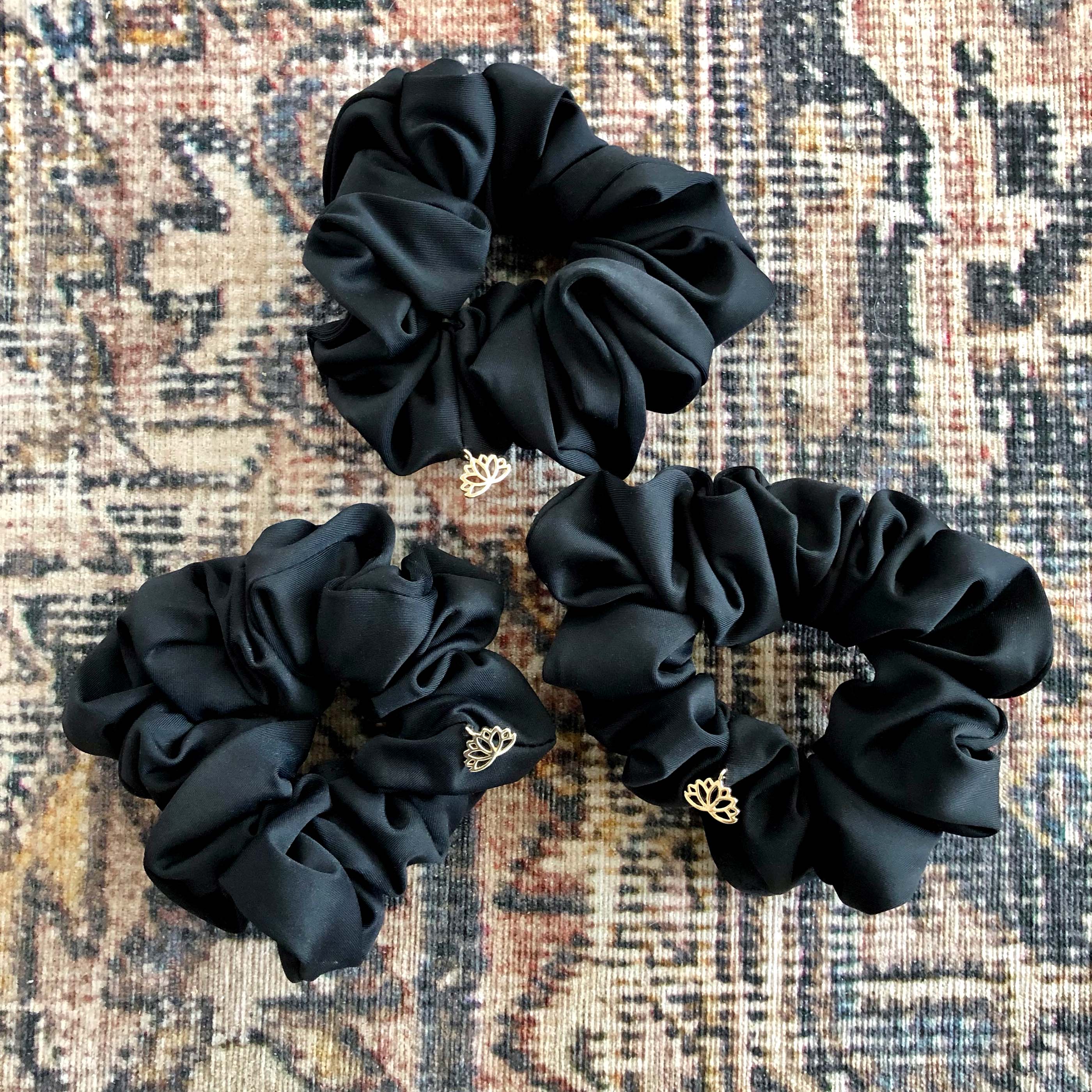 Yeung Yogini x Kapsule Lotus Scrunchie