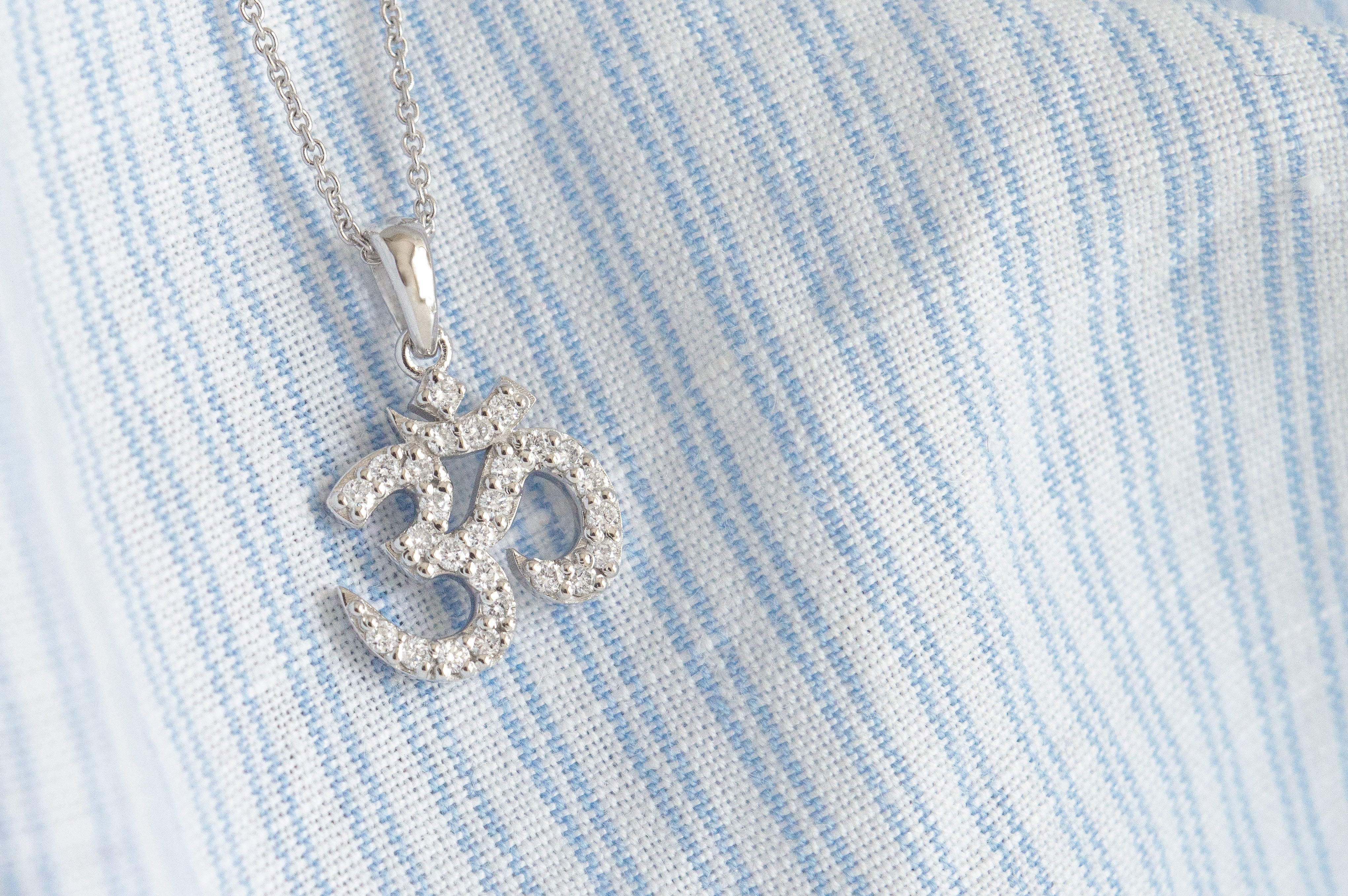 14-Karat White Gold OM Necklace with Pavé Diamonds